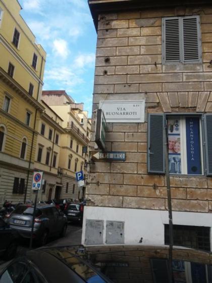 FEDERICA'S APARTMENT IN ROME - image 4