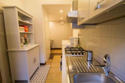 Stazione San Pietro 20 Apartment - image 2