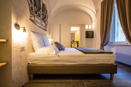 Trevi Contemporary Suite - image 9