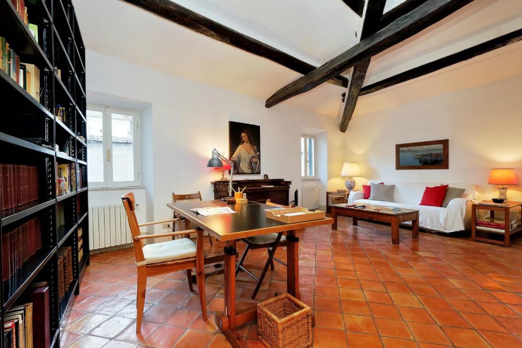 Trastevere Charming Loft | Romeloft - image 4