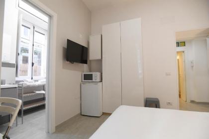 Santi Quattro Apartment & Rooms - Colosseo - image 19