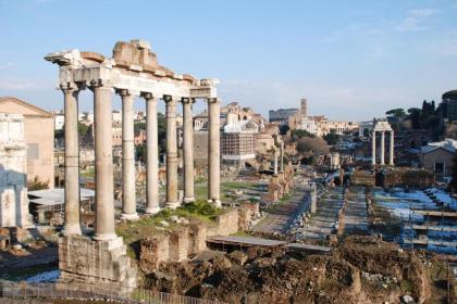 Major sisters holiday home in the heart of Rome - image 11