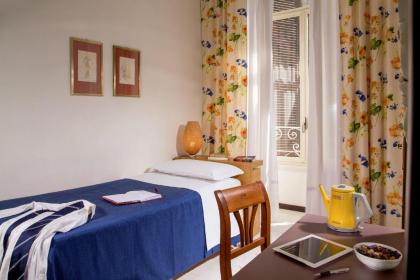 Roma Central Guest House - image 4