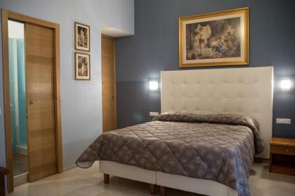 La Residenza Suites - image 2