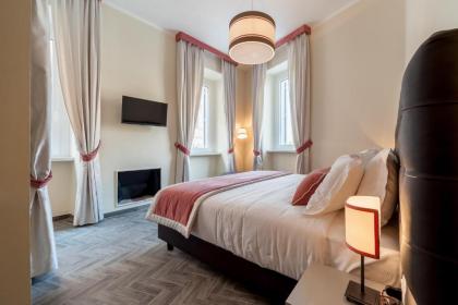 Foro Romano Luxury Suites - image 6