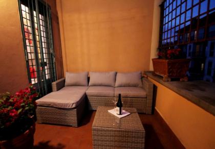 Tiepolo Romantic Terrace Apartment - image 4