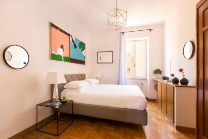 ROMAC Condotti with 3 bedrooms near the Spanish Steps - image 18