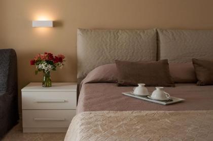 Lifestyle Veneto Suite - image 16