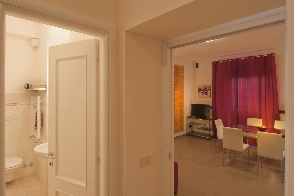 Rome Accommodation Principe Amedeo - image 2