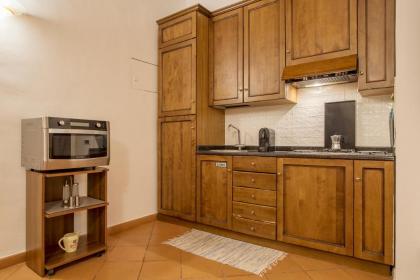 Villa Borghese Roomy Flat - image 12