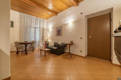 Villa Borghese Roomy Flat - image 6