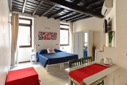 Urbana Colosseo Boutique Apartment - image 8