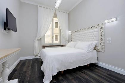 Luxury Rooms - image 11