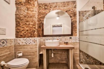 Cozy Navona Apartment - image 10