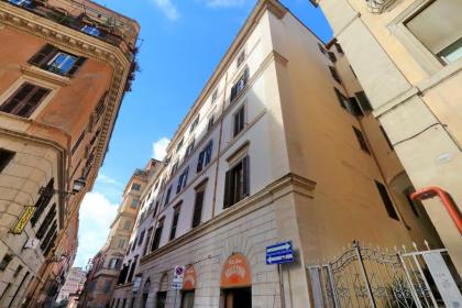 Monti charming apartment - Rome short let Service - image 8