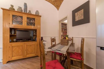 Testaccio Cozy Apartment with Terrace - image 10