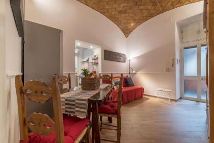 Testaccio Cozy Apartment with Terrace - image 11