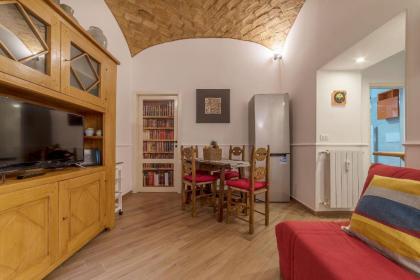 Testaccio Cozy Apartment with Terrace - image 19