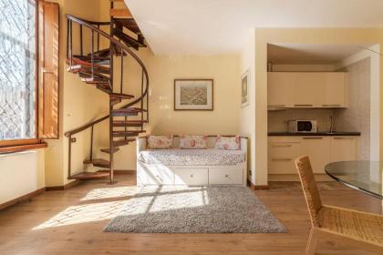 Villa Marignoli Charming Flat - image 13