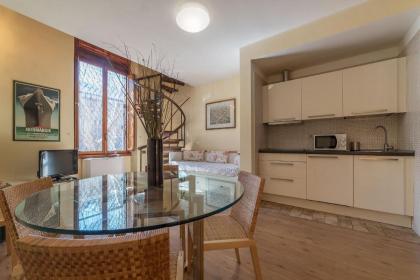 Villa Marignoli Charming Flat - image 18