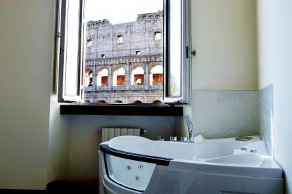 jacuzzi in front of the colosseum - image 13