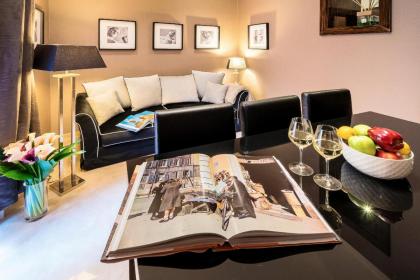 The Brunetti - Luxury serviced apartment - image 7