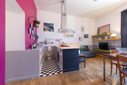 Rome As You Feel - Vittorio Colorful Design Apartment - image 13