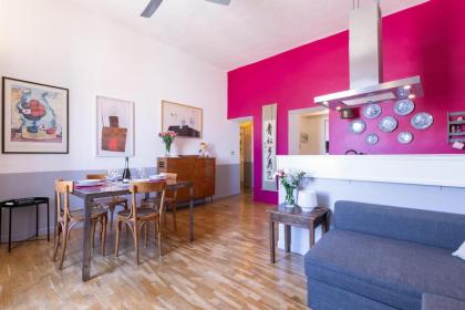 Rome As You Feel - Vittorio Colorful Design Apartment - image 15