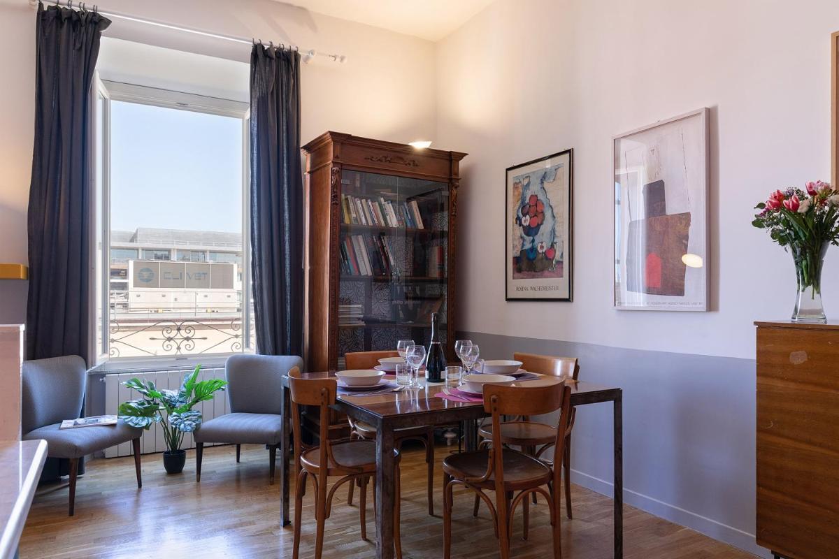 Rome As You Feel - Vittorio Colorful Design Apartment - image 6