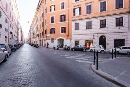 Fabulous Pantheon Apartment - image 14