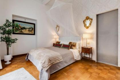 Fabulous Pantheon Apartment - image 15