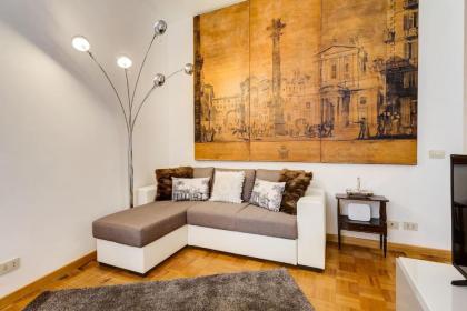 Fabulous Pantheon Apartment - image 4