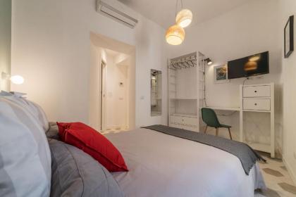 Trastevere Charming Duplex - image 15