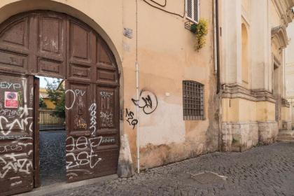 Trastevere Charming Duplex - image 7