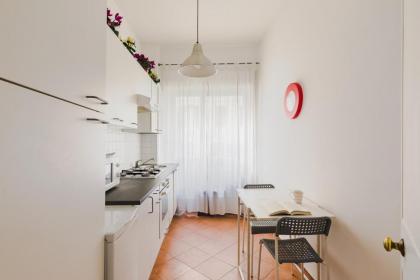 PennyLane Rome Apartment - image 19