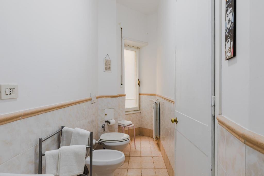 PennyLane Rome Apartment - image 6