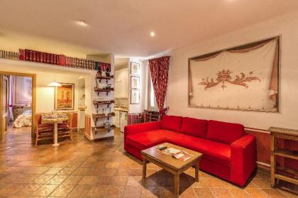 Lovely flat in Fontana di Trevi - image 4