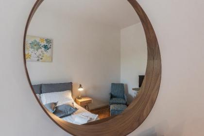 Tiber Stylish Apartment - image 1