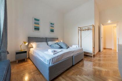 Tiber Stylish Apartment - image 15