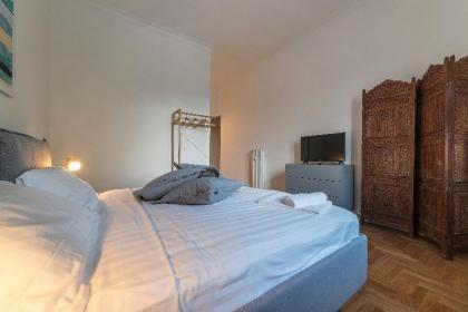 Tiber Stylish Apartment - image 18