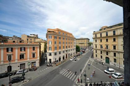 Rome Luxury House - The House - image 18