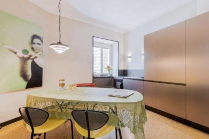 Rome As You Feel - Torre Argentina Art Apartment - image 6