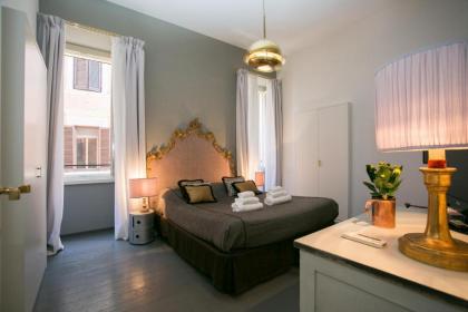 Spanish Steps DeLuxe Apartment - image 7