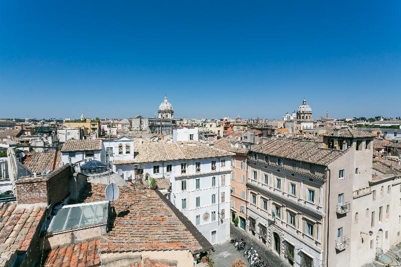 Farnese Amazing Penthouse - image 2