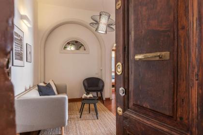 Lively Roma Trastevere renovated apartment - FromHometoRome - image 16