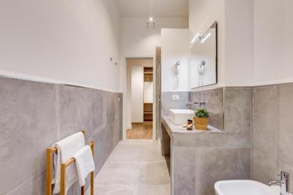 Germanico Luxury Apartment - image 12