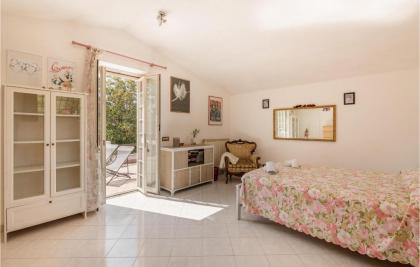 Awesome Home In Roma With 3 Bedrooms Wifi And Outdoor Swimming Pool - image 19