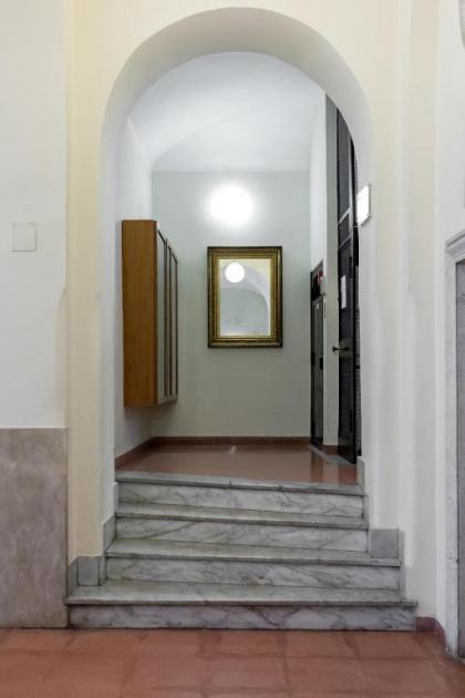 Crosti Apartments - image 8