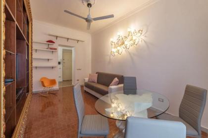 Piramide & Testaccio Design Flat - image 13