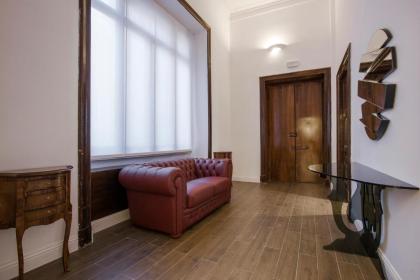 SPA Apartment Via Barberini - image 1